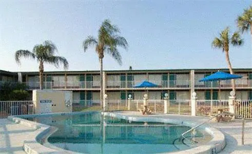 Knights Inn - Bradenton