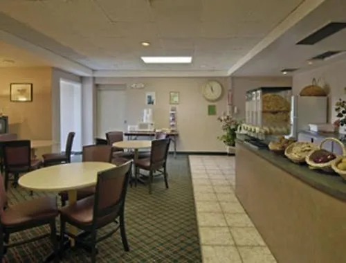 Meridian Hotel & Suites