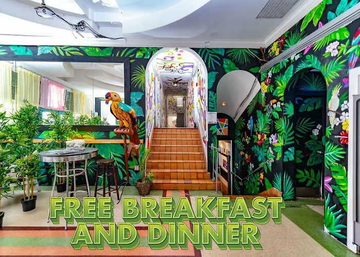 South Beach Rooms And Hostel