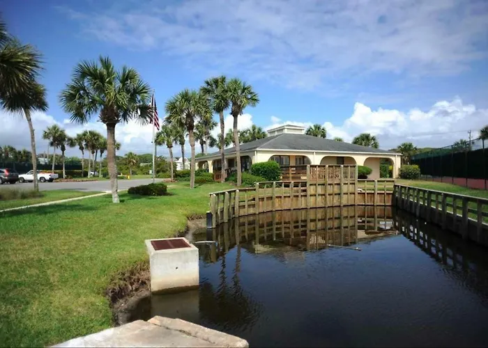 Ocean Life Beach Condo - Only Steps To The Beach