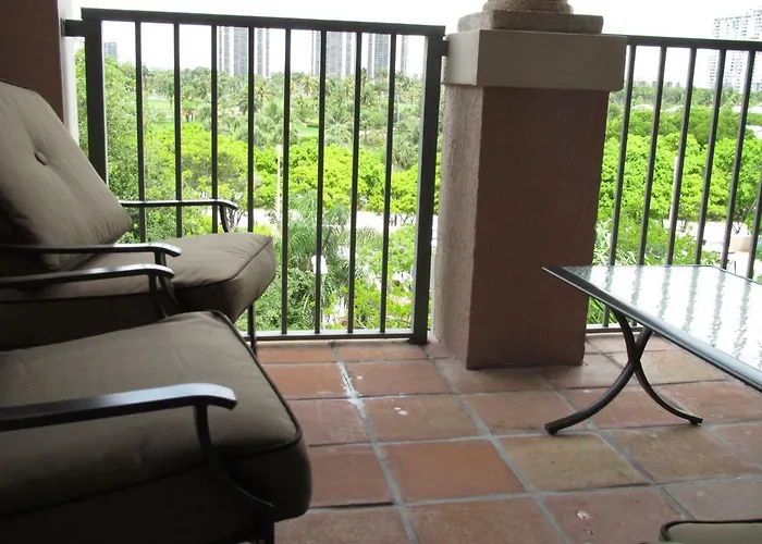 Resort Style In Aventura Florida