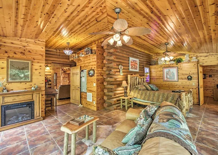 Log Cabin Sanctuary In Inverness W/ Furnished Deck