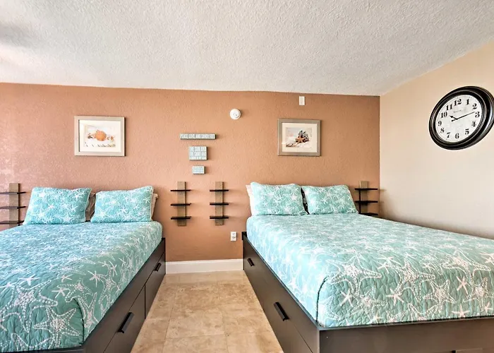 Oceanfront Daytona Beach Studio W/ Balcony!