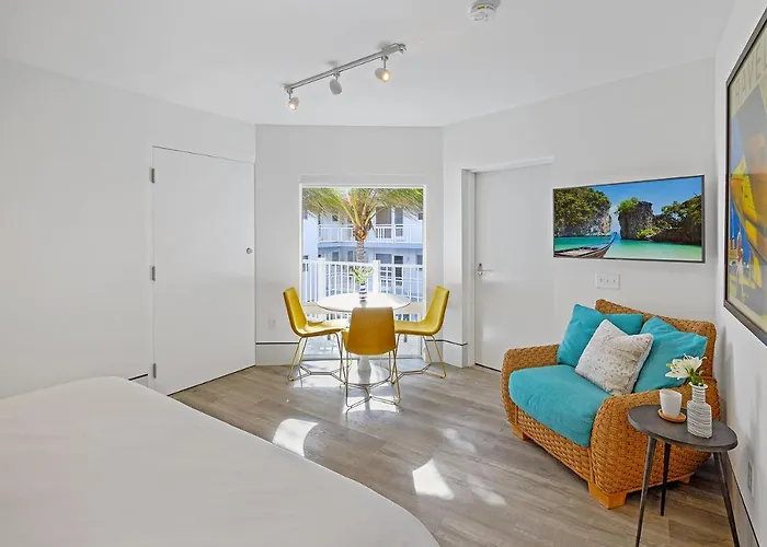 Ocean Treasure Beachside Suites