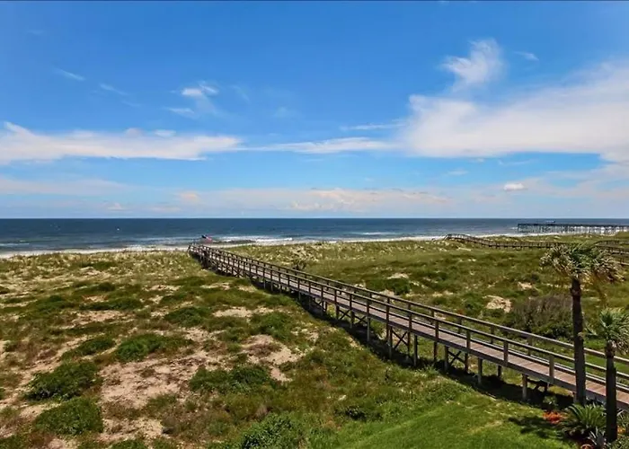 2Nd Floor, Newly Remodeled 2 Bed/2 Bath Ocean Front Condo, Sleeps 6.