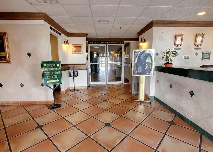 Miami Gardens Inn & Suites